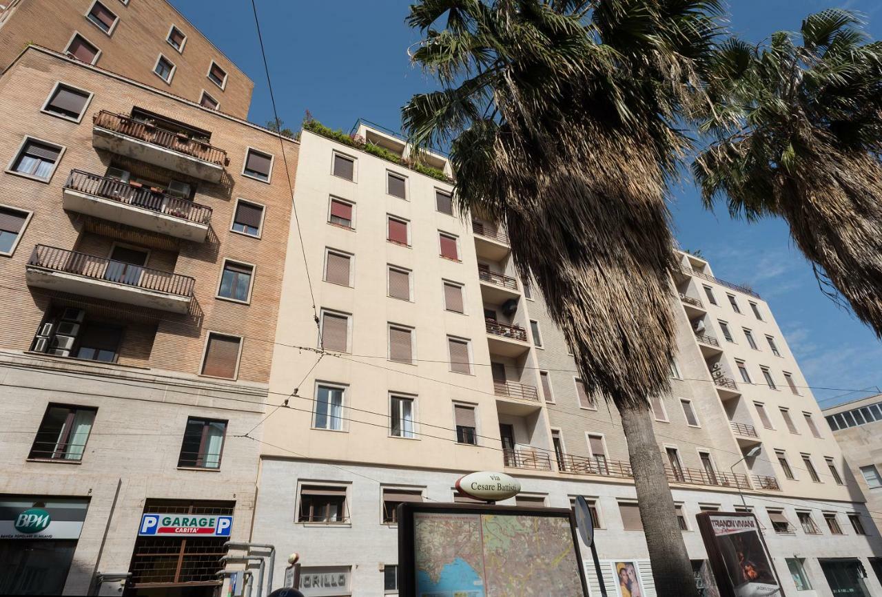 نابولي B&B Toledo One المظهر الخارجي الصورة